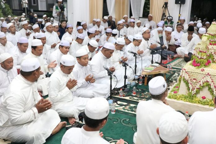 haul abah anang djazouly peringatan haul abah Anang Djazouly