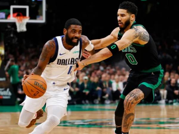 jayson-tatum-vs-kyrie-irving-siapa-yang-nanti-paling-signifikan-di-game-3 Final NBA 2024 Boston Celtic Raih Kemenangan Kedua Atas Dallas Mavericks