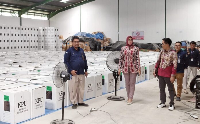 kota surat suara KPU pada Pemilu 2024 pemuktahiran data pemilih pilkada 2024