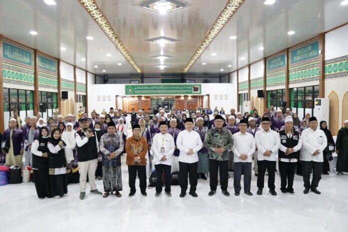 Kloter BDJ 19 Kloter BDJ 19 tiba dibanua