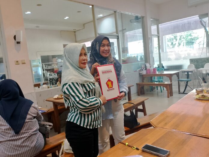 Dukung ELH Pada Pilkada 2024, Gerindra Serahkan SK Rekomendasi 