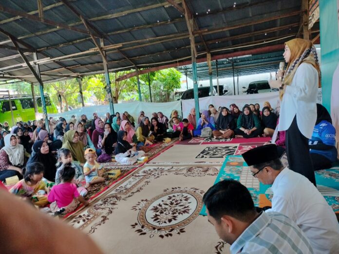 kaum perempuan dukungan kaum perempuan
