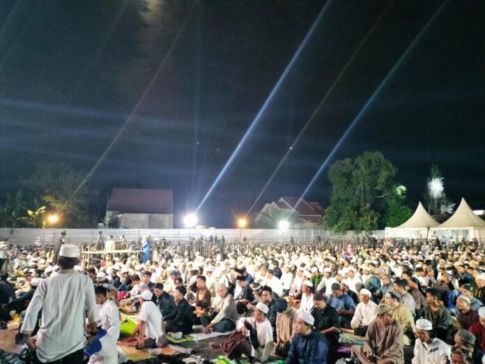 ribuan jemaah padati tablik akbar