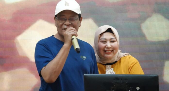 Gubernur Turut Meriahkan Lomba Menyanyi Surga di Telapak Kaki Ibu