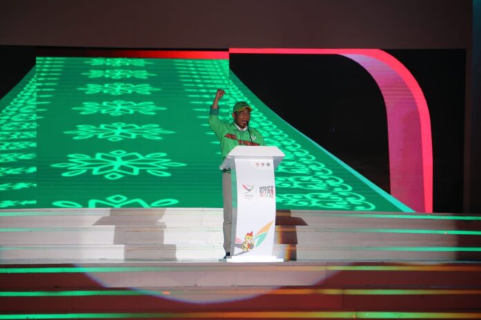 Menko PMK Muhadjir Effendy Resmi Menutup Perhelatan PON XXI Aceh-Sumut