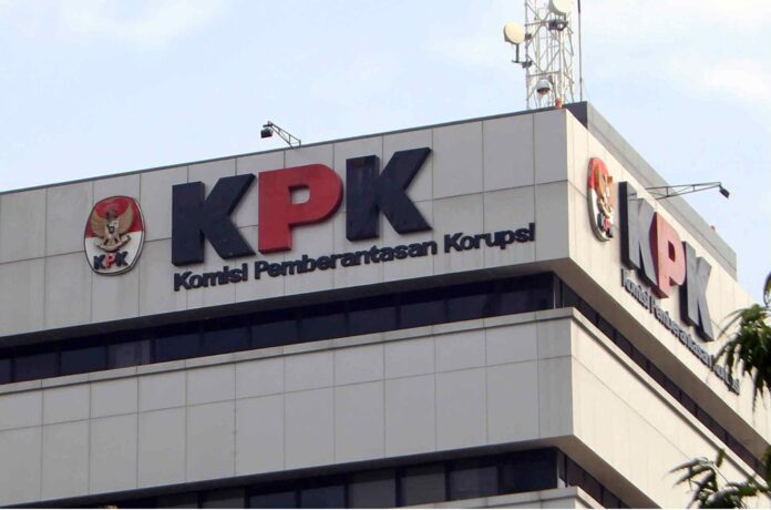 KPK Geledah Rumah AHI kpk bidik AHI