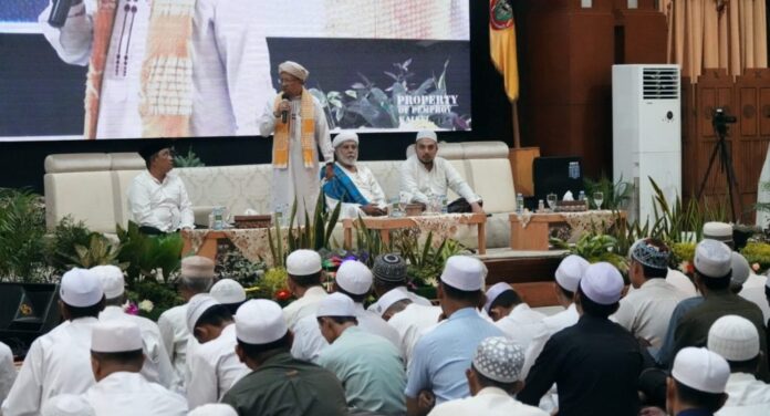 Tuan Guru Mukhlis Guru Mukhlis bertausiah
