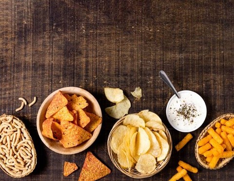 makanan-tinggi-garamfoto-freepikfreepik