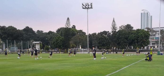 timnas hadapi arab saudi