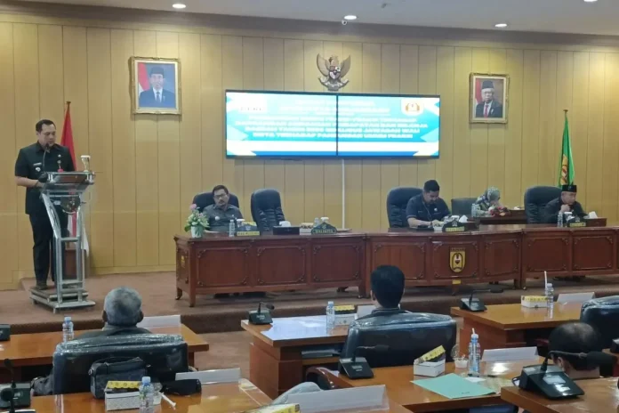 banjarbaru tetapkan anggaran pendidikan diatas pemerintah pusat