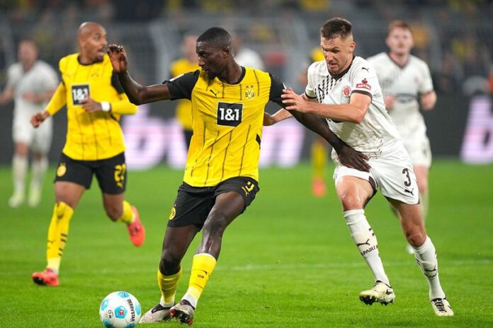 Menang Dramatis, Dortmund Kalahkan St.Pauli 2-1