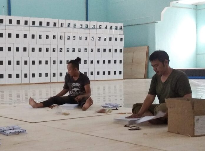 IMG-20241103-WA0010 Kedatangan Surat Suara Pilkada Banjar 2024 Belum Bisa Dipastikan