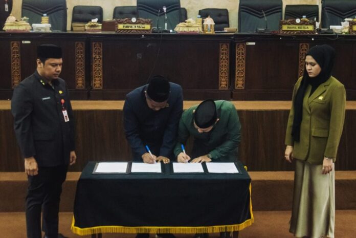 usulan pemberhentian gubernur