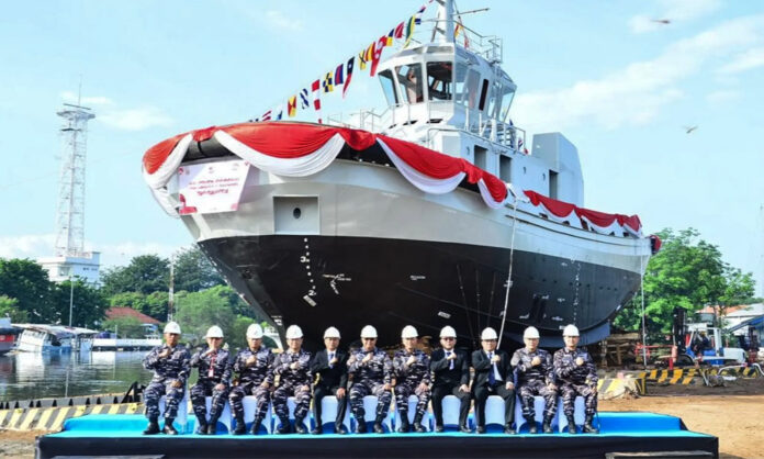 Kapal Harbour Tug produksi dalam negeri Kapal Harbour Tug