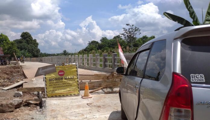 proyek ruas jalan astambul-jati baru ruas badan jalan Astambul - Jati Baru