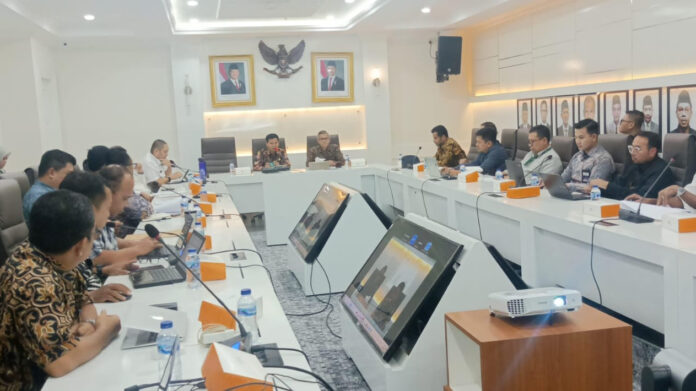 rapat bersama sejumlah maskapai penerbangan Haji 2025 undang maskapai penerbangan