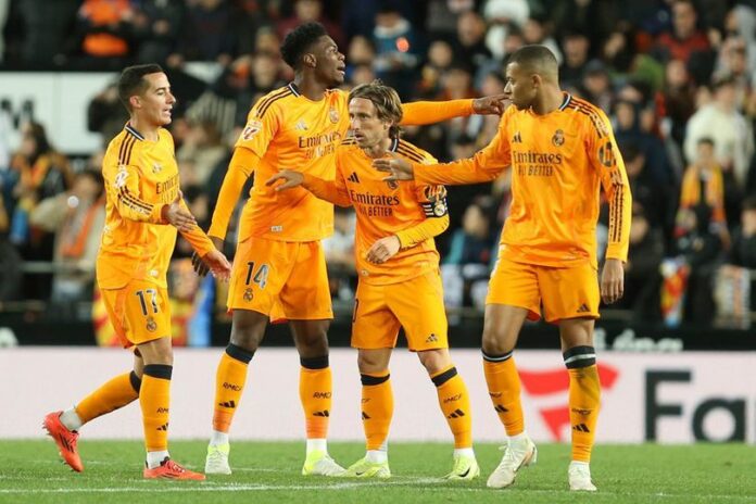 Real Madrid Secara Dramatis Sukses Mengalahkan Valencia 2-1