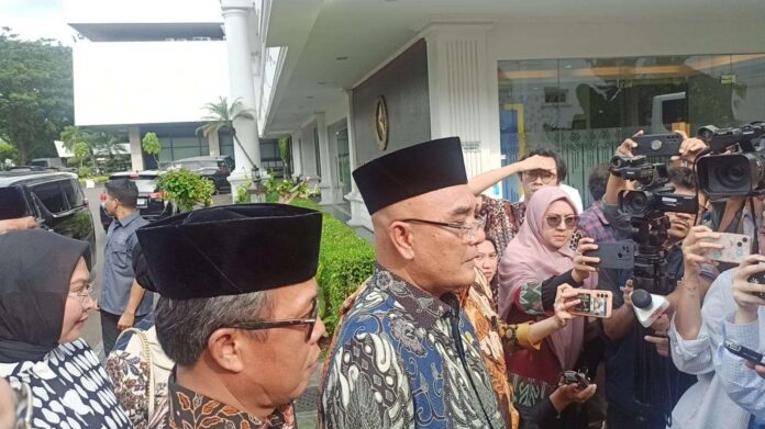 panja haji dpr menghadap presiden Panja Haji