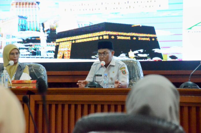 WhatsApp-Image-2025-02-26-at-12.09.04-1 Mempermudah Karyawan, Pemprov Kalsel Sosialisasikan Paket Perjalanan Umroh dan Haji Khusus
