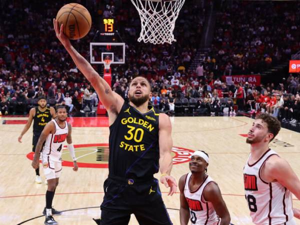 hasil-nba-golden-state-warriors-tundukkan-houston-rockets-105-98 Golden State Warriors Tundukkan Houston Rockets 105-98