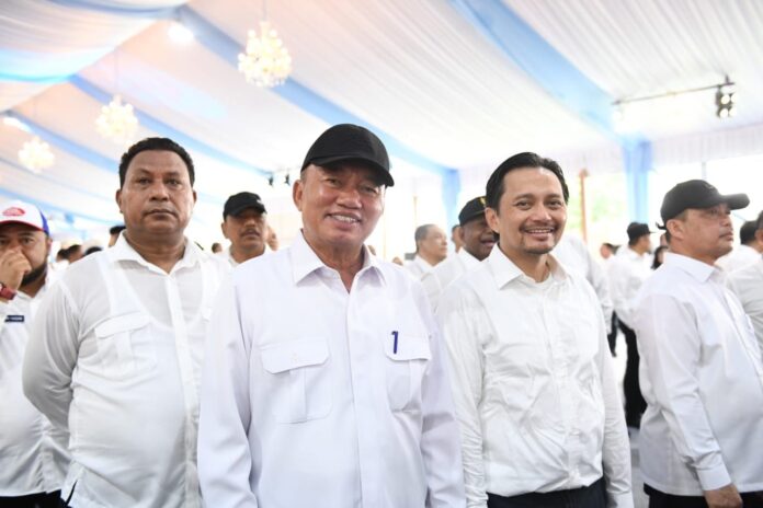 img-20250219-wa00327736375237301068008 Jelang Pelantikan, Muhidin-Hasnur Ikuti Gladi Bersih