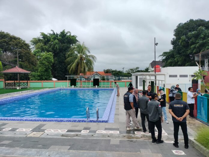 LSM KAKI Minta Proyek Kolam Renang Idaman Dievaluasi