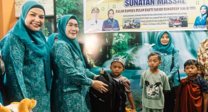 Berikan Manfaat Untuk Masyarakat, TP PKK Kalsel Gelar Bakti Sosial di HSS