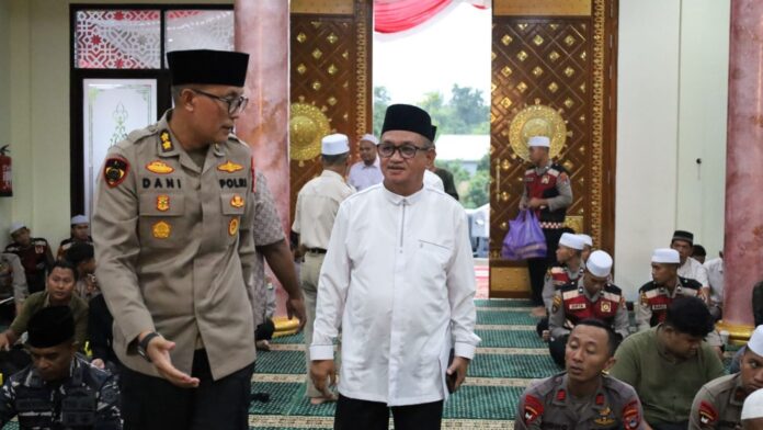 img-20250321-wa00434591605166738049411-1536x864 Hadiri Buka Bersama Polda Kalsel, Gubernur : Bulan Ramadan Momentum Memperbaiki Kualitas Diri