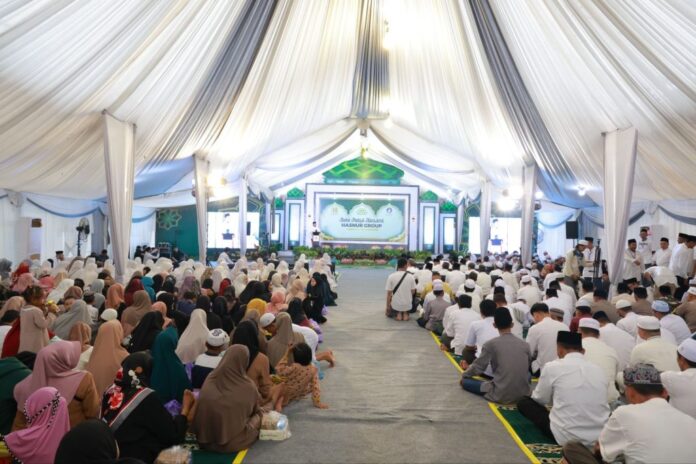 img-20250322-wa00622896927719469820480-1024x683 gubernur buka bersama hasnur group dan masyarakat
