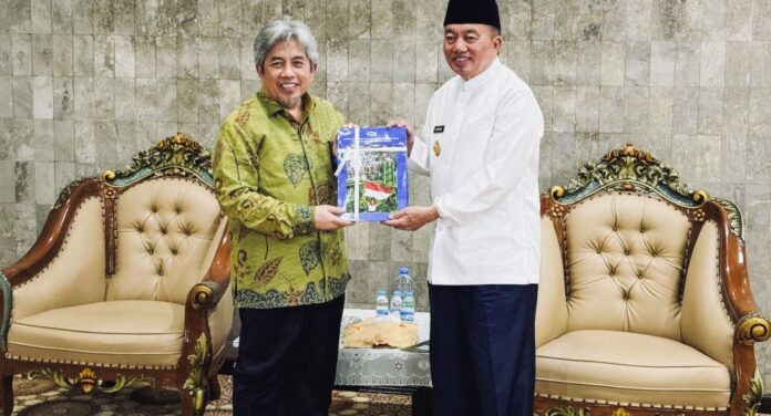 IMG-20250425-WA0031-1000x540 Dokumen Laporan Hasil Evaluasi APBD 2024 Dari BPKP Diterima Gubernur