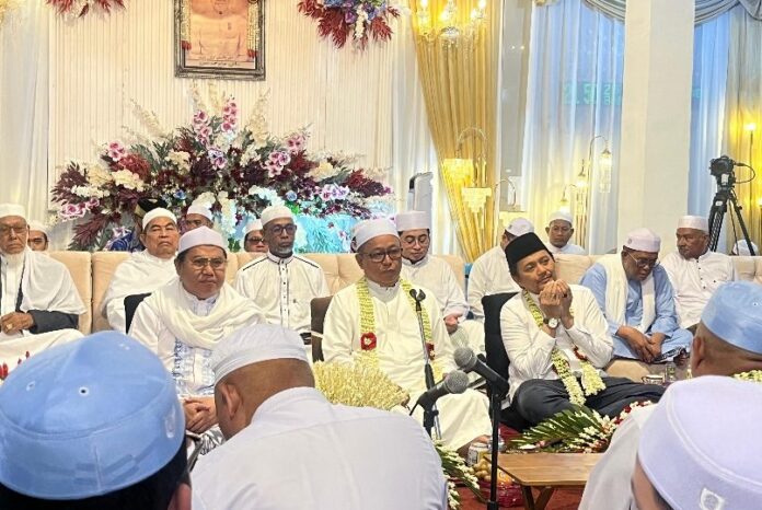 Hasnuryadi Turut Hadiri Peringatan Haul Syekh Mufti Haji Muhammad Amin Al-Banjari