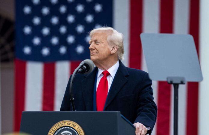 Presiden Donal Trump usul Presiden Donald Trump dimakzulkan