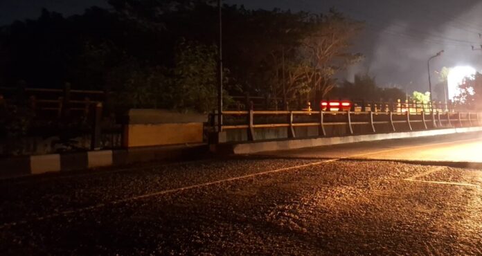 Jembatan Sungai Paring