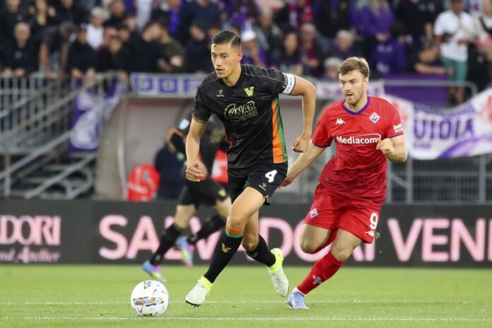 Venezia Keluar dari Zona Degradasi, Sikat Fiorentina 2-1