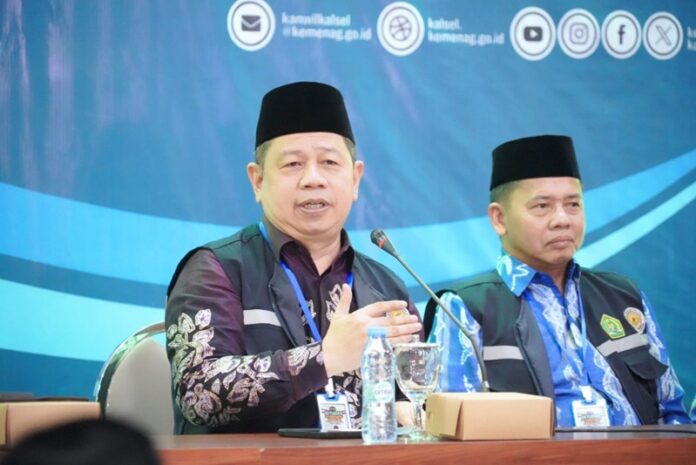 koordinasi dengan petugas kloter