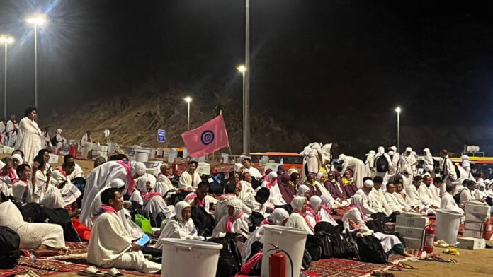 usai wukuf JHI menuju Muzdalifah menuju muzdalifah