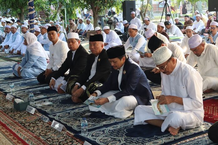 IMG_3340 Momen Idul Adha Gubernur Ajak Masyarakat Perkuat Semangat Gotong Royong
