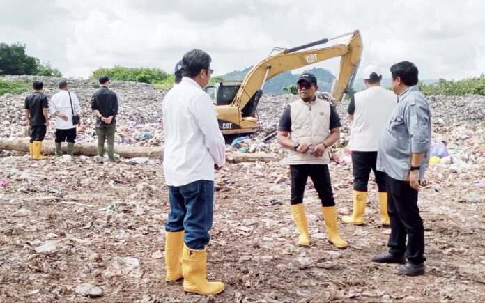 Proyek Jalan dan Drainase TPA Cahaya Kencana Proyek Jalan dan Drainase