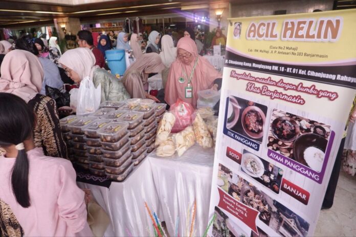 Warga Banjar Jabodetabek berburu makanan khas