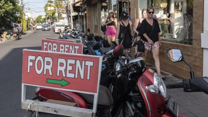 Imbas Overtourism, Bali Jadi Pulau Terpadat Kedua di Dunia