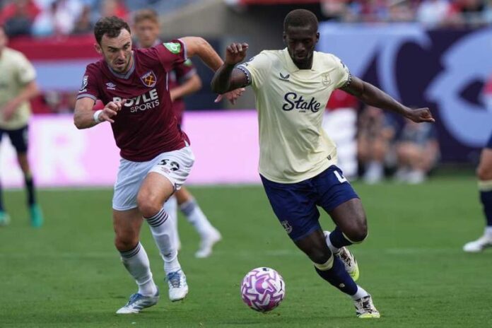 West Ham vs Everton, The Irons Menang 2-1