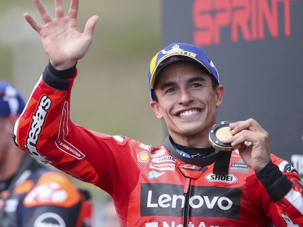 marc-marquez-menang-sprint-motogp-ceko-lolos-dari-penalti-tekanan-ban Marc Marquez Memenangkan Sprint Race MotoGP Ceko