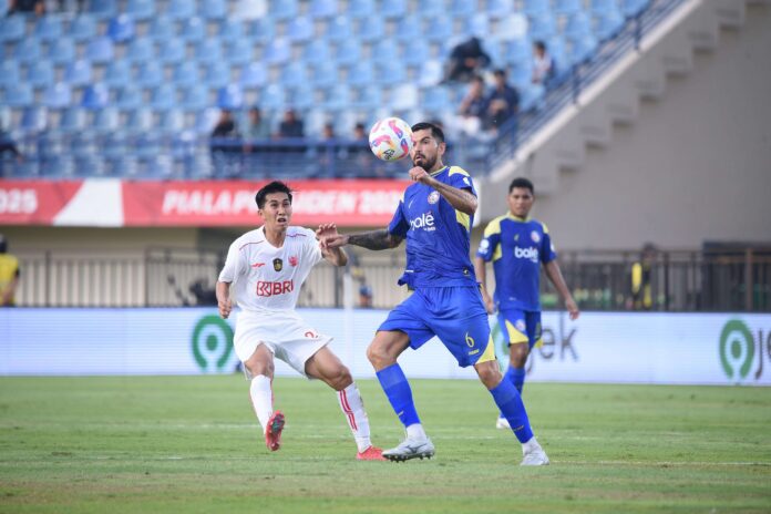 Liga Indonesia All Star vs Arema FC Berakhir Imbang