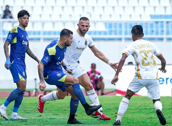 Arema FC vs Bhayangkara FC, Skor Akhir 2-1