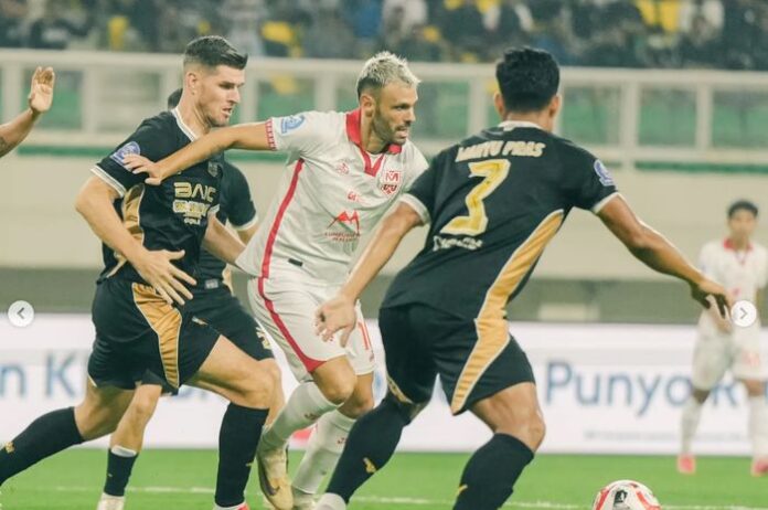 Malut United vs Dewa United, Laskar Kie Raha Menang 3-1