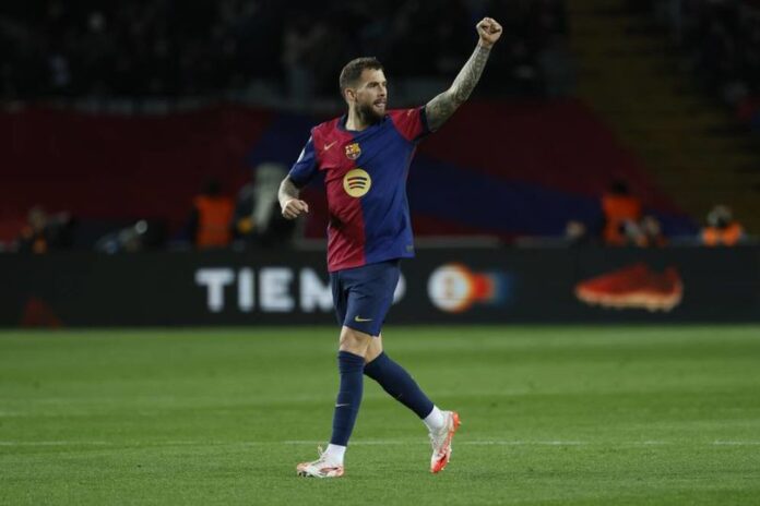 Inigo Martinez Tinggalkan Barcelona, Gabung Al Nassr