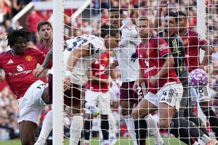 Manchester United vs Arsenal, Setan Merah Kalah 0-1