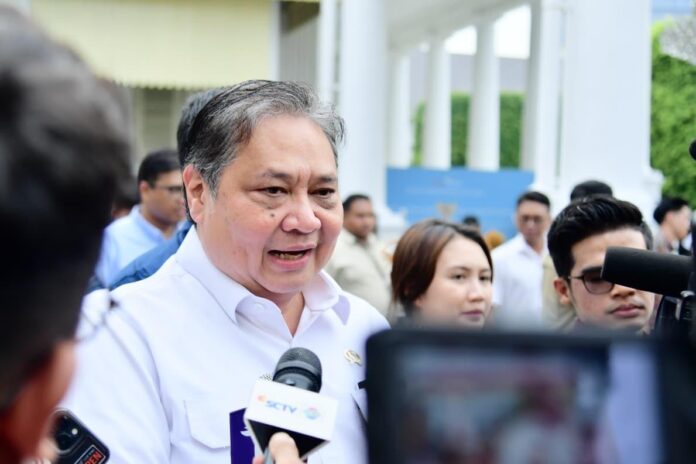 Pemerintah Luncurkan Magang Nasional 2025 bagi Lulusan Baru