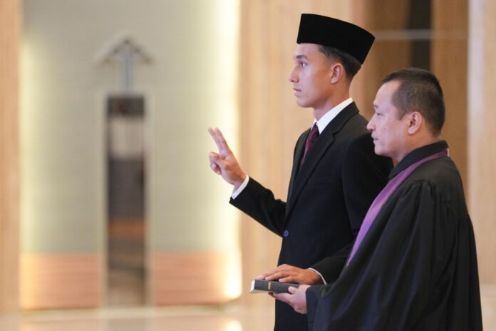 image_big_4590068b80004c5a31 Erick Thohir Sambut Miliano Jonathans Resmi Jadi WNI