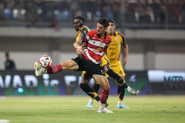 library_upload_21_2025_10_645x430_20251024aa_bri-super_0d8a197 Madura United vs Persija Jakarta: Persija Menang 1-0